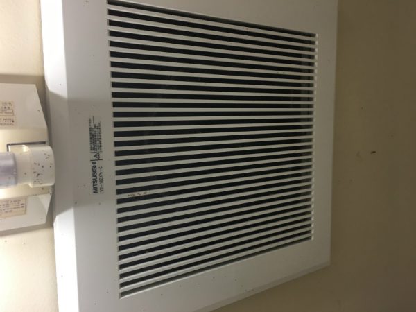 吸排気パネル清掃後