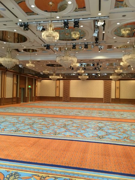 ホール全体