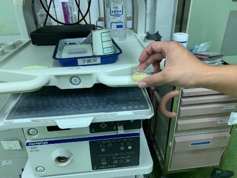 内視鏡モニター架台ハンドル